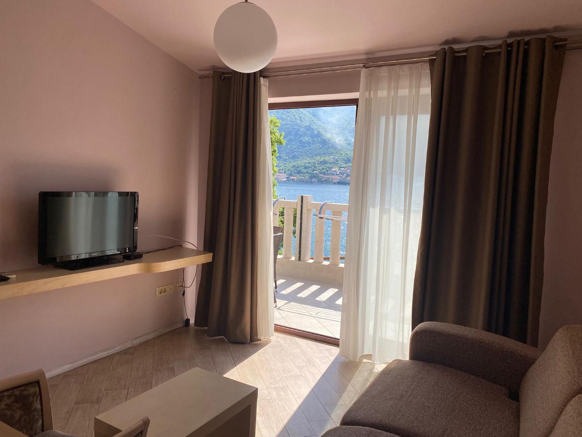 Apartments Bella Di Mare Kotor Exterior foto